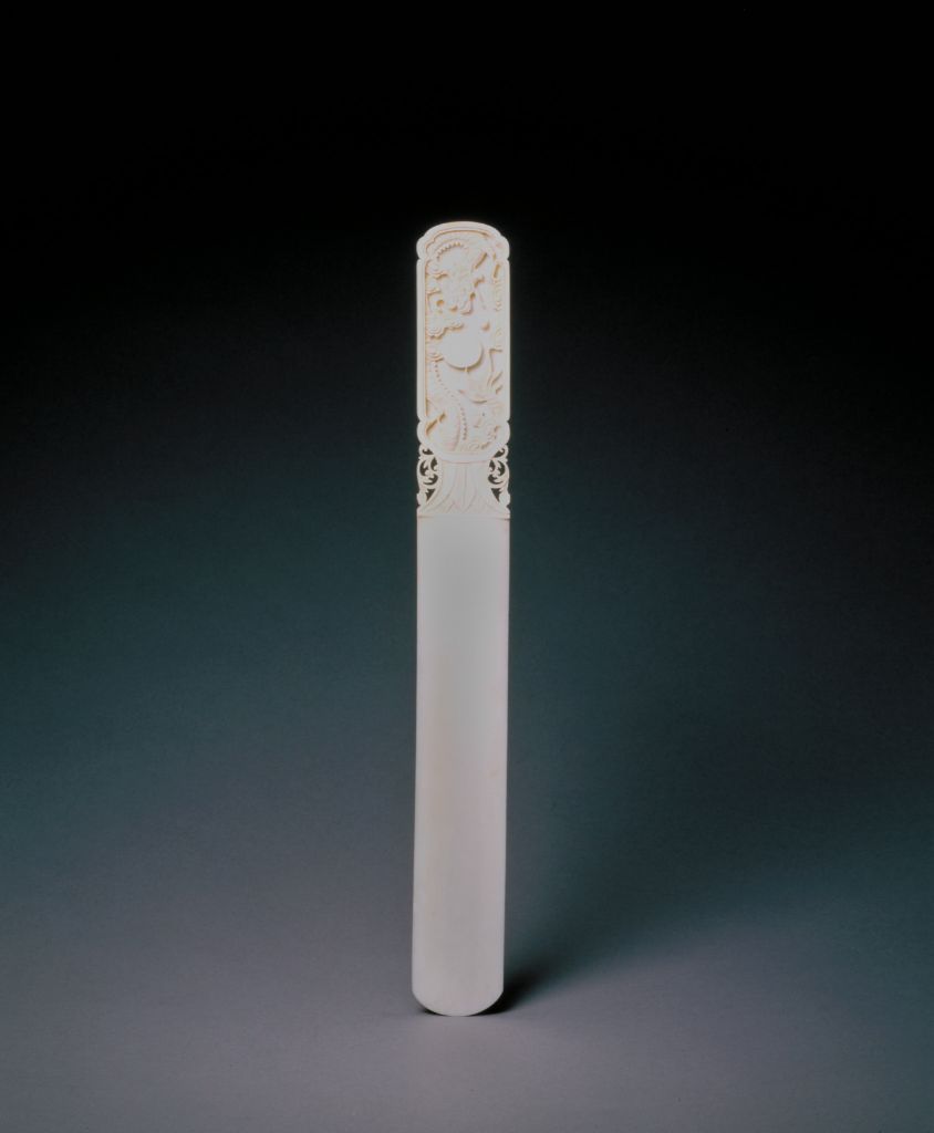 图片[1]-Ivory carving paper knife with cloud and dragon patterns-China Archive